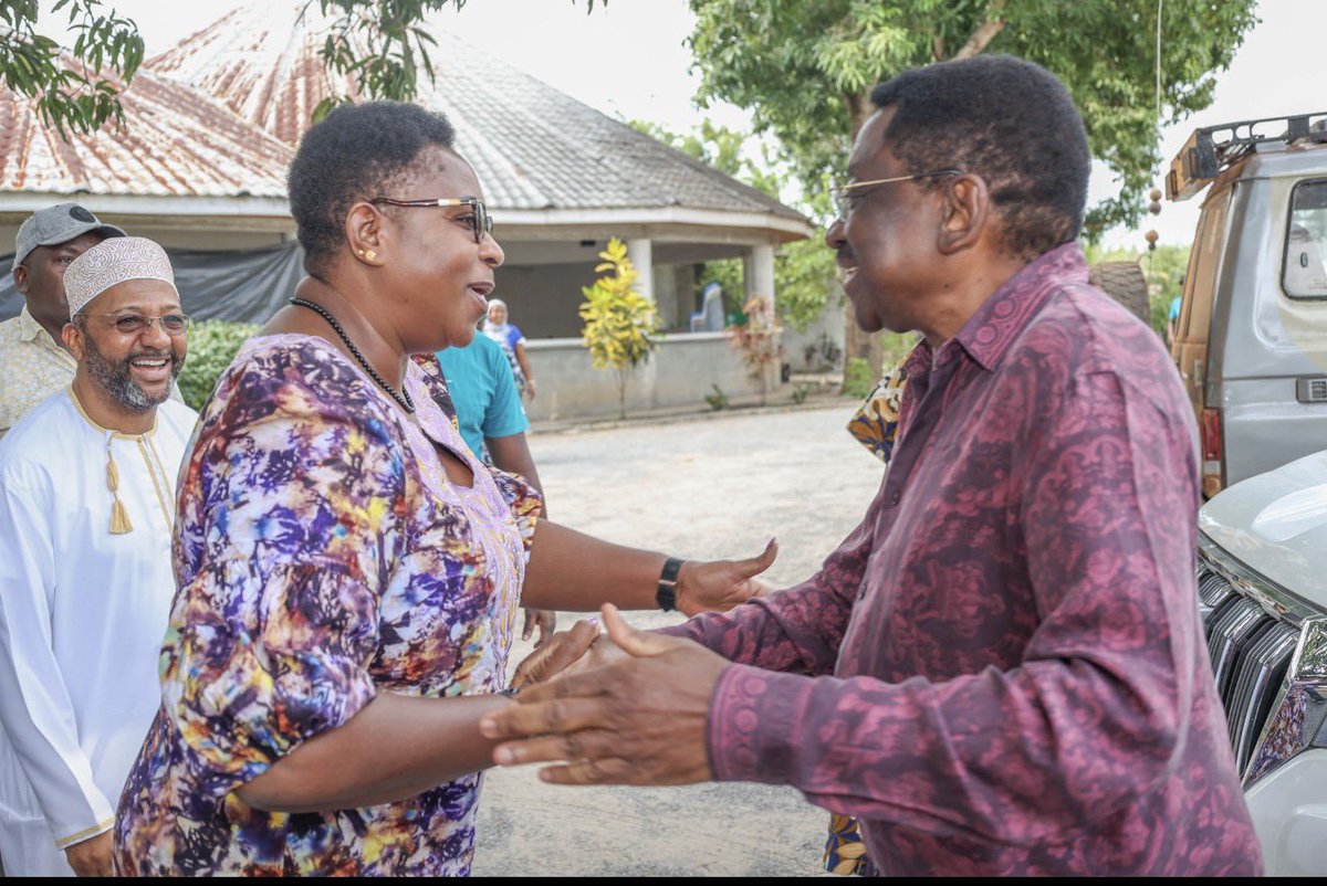 magwaz3's tweet photo. Linda Mwananchi should be for leaders with integrity, consistency and values. The fact that Aisha Jumwa was mistreated in UDA doesn't mean Linda Mwananchi should be her home. Linda Mwananchi will start losing credibility and it's value if it's starts doing this https://t.co/bNsGCZsoHP