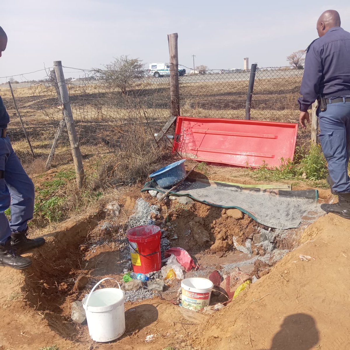 SAPoliceService's tweet photo. #sapsFS [OPERATION PROSPER CONTINUES TO STAMP THE AUTHORITY OF STATE IN THE FREE STATE PROVINCE] Joint #OperationProsper conducted by the #SAPS, #SANDF and private security, continues to make its mark in the Lejweleputswa District through daily ops with the recent arrest of 4 male suspects. 

The weekly successes reported between 27 and 31 July 2026, indicate several arrests executed by the team. Two individuals were arrested for contravention of the Immigration Act, one for possession of dagga, and one arrest was made for possession of Gold Bearing Material (GBM).

The coordinated actions will continue to target identified hotspots and ensure that #IllegalMining activities and networks are dismantled. #PartnershipPolicing #PoliceVisibility #SaferCommunities ME
https://t.co/si9NQWlF57