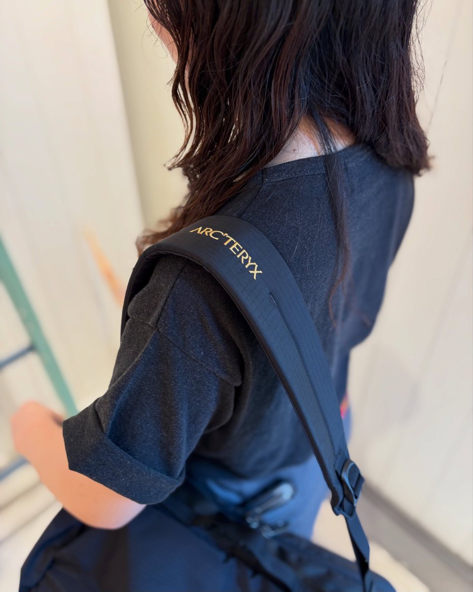 ebios1000's tweet photo. え？ええぇ！？
これ可愛すぎないか...🥹

40Lも容量あるから旅行はもちろん
スポーティーすぎないジムバッグにも最高...

しかも22,000円ってどうした⁉️

ARC'TERYX｜Index 40 Bouldering Bag