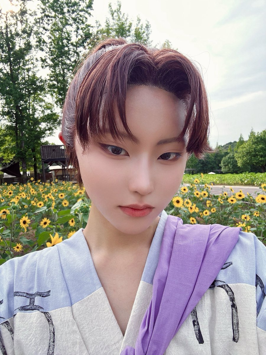 tatata_cos's tweet photo. 🌻撮影に行ってきたよ！2着！ https://t.co/CIdjRNfBO3