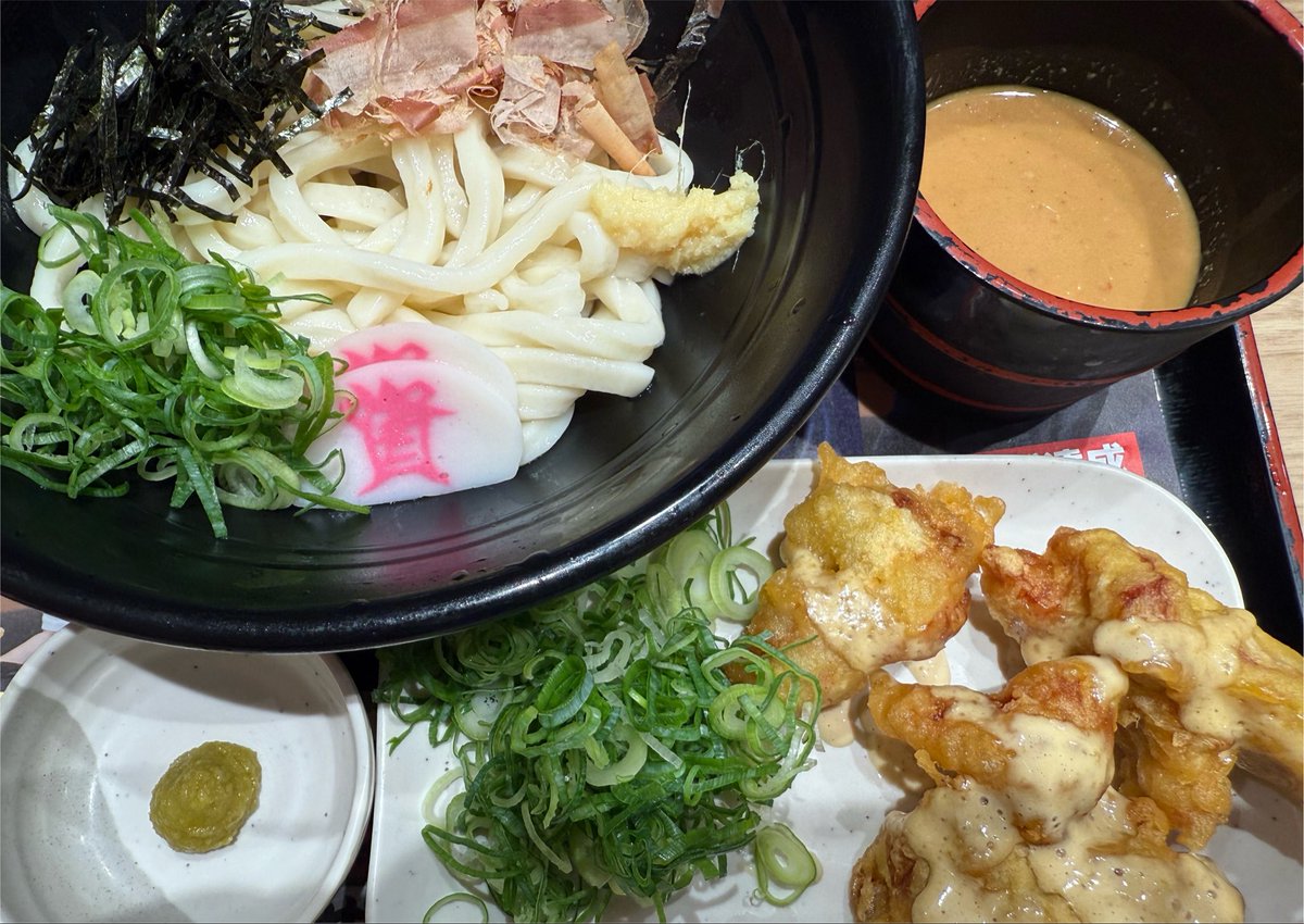 mizuha_clock's tweet photo. うどん好き〜🍲 https://t.co/GYGEfF8tsV
