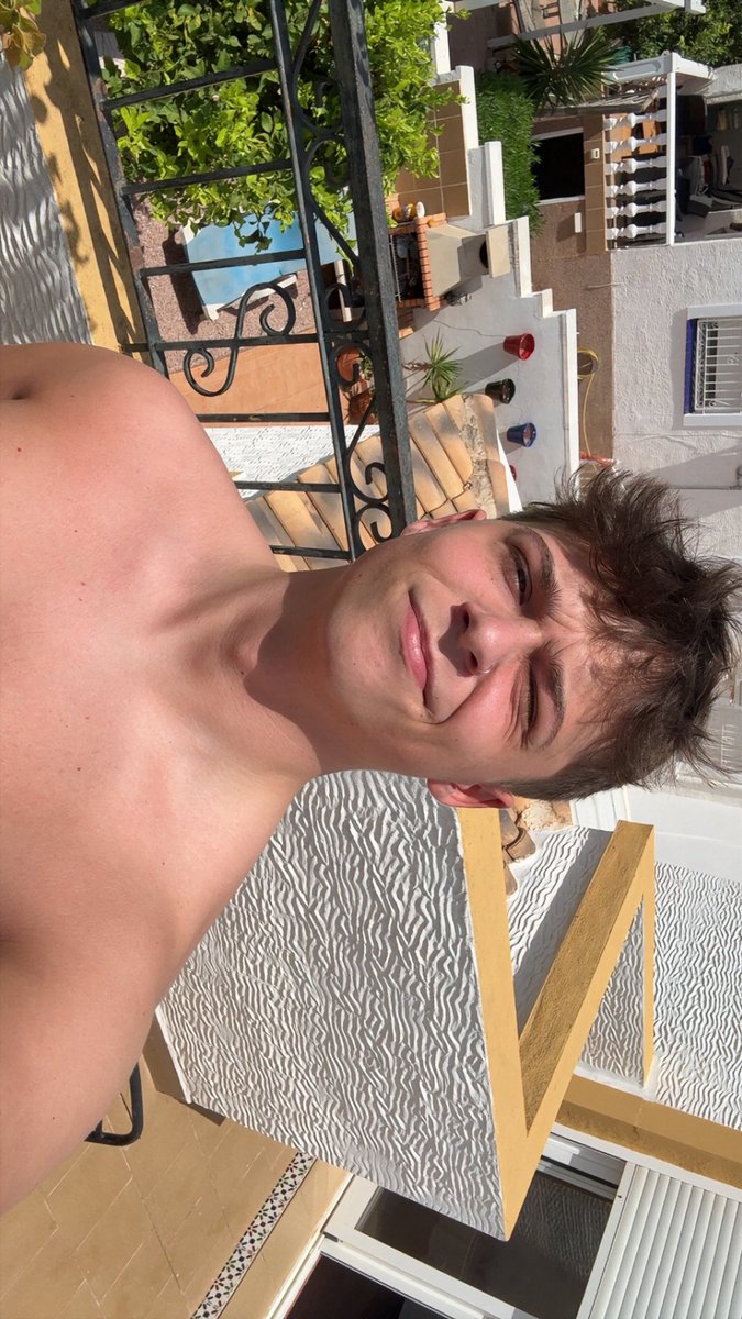 thenorthtwunk's tweet photo. Sunshine and lollypops #mlm #gay #chudai https://t.co/tKDjnh4zSa
