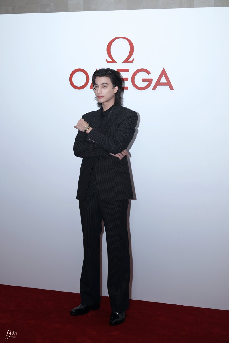 Gulfkanawutofc's tweet photo. หล่อตั้งแต่ศีรษะ​จรดปลายเท้า คำนี้ไม่เกินจริง!!​😍

GULF ICON OMEGA 
#GULFxOMEGAICONSIAM
#GulfKanawut
#OMEGAThailand
@gulfkanawut https://t.co/fsbZ0YFkx3
