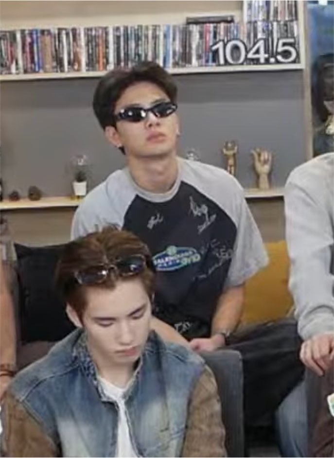Pomor_pp's tweet photo. เป็นไรอีกแล้วละนั้น https://t.co/mDQYH7yIKk