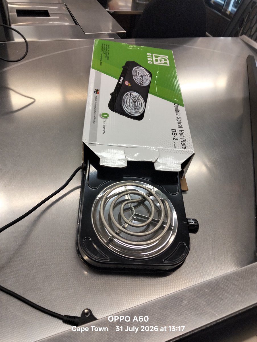 VNjongi's tweet photo. @PicknPay I bought a 2 banner stove @PicknPay Promenade Mall on the 27/07/2026 the stove exploded today I drove to the store to return it and the Manager is refusing to help me because I do not have a slip despite showing them a POP from my bank account, can u assist https://t.co/nAceKfmav0