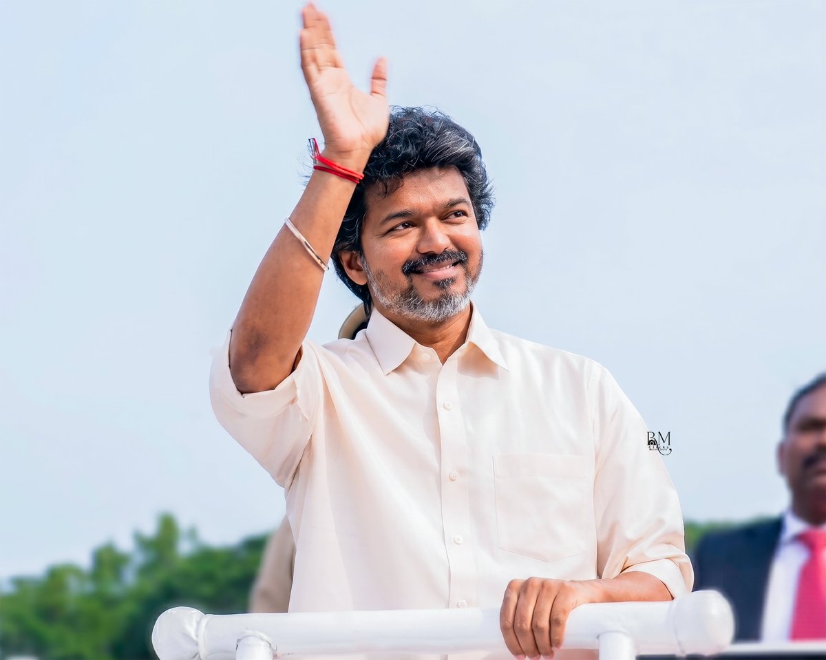 RM_Clicks's tweet photo. Exclusive Stills  📸 |  @CMOTamilnadu 😍
 
#TVK #WhistleForTVK #ThalapathyVijay #தமிழகவெற்றிக்கழகம்‌ #TNwithTVK https://t.co/fLkDYEHrA1