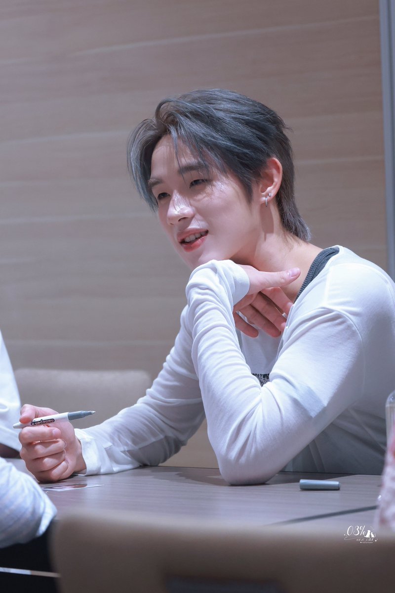 1620_03NH's tweet photo. 260731 

#งานมหกรรมนิยายนานาชาติ2026xLYKN

@hongshihoshi03 

#hongshihoshi 
#LYKN https://t.co/e0DpchFKV2