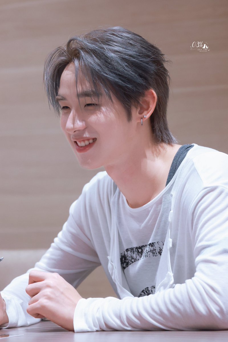1620_03NH's tweet photo. 260731 

#งานมหกรรมนิยายนานาชาติ2026xLYKN

@hongshihoshi03 

#hongshihoshi 
#LYKN https://t.co/e0DpchFKV2