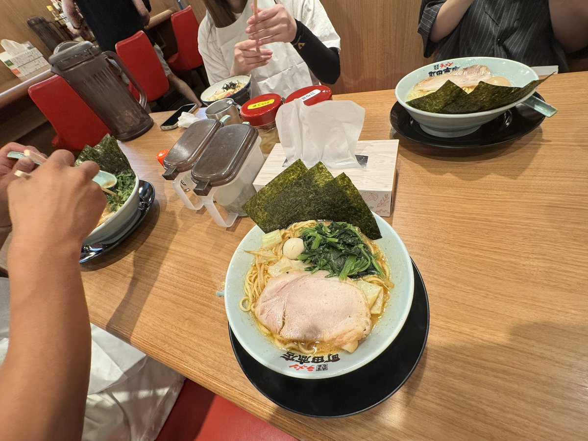 s0414k1007's tweet photo. 疲れて酔い潰れで昨晩の乗せ忘れ〜
流石に海からの食べ放題は笑

〆の麺まで行きましたが、、、
記憶がございません💦 https://t.co/UMIjp52cBE