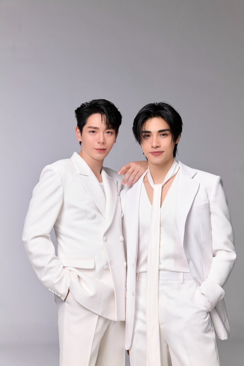 todayentth's tweet photo. “อัพ-ภูมิ” ชวนฟิน เตรียมเสิร์ฟโมเมนต์พิเศษในงาน “THE SCENT OF SIAM” ให้แฟนๆ ลุ้น Group Shot 5 สิงหาคมนี้ ณ ไอคอนสยาม

อ่านต่อ : https://t.co/iuIHEKDUwf

#TheScentOfSiam #ICONCRAFT #ICONSIAM
#UpPoomxICONSIAM #UpPoom https://t.co/ayOqAqazlN