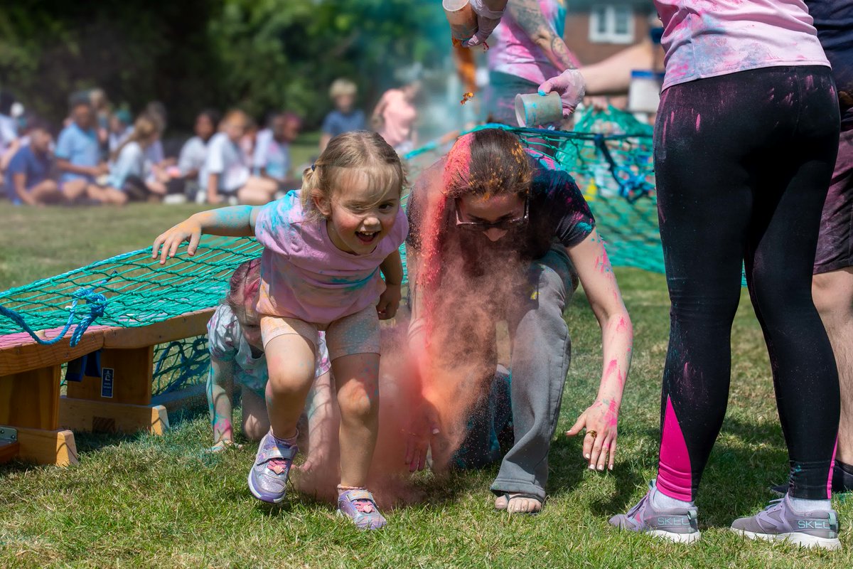 FlyingHighTrust's tweet photo. @Haddon_Primary has raised an amazing £2,331 for LCH Charity through its colourful, fun-filled Colour Dash!

With around 230 pupils taking part, the event showcased fantastic teamwork, generosity and community spirit. 
Read more 👉https://t.co/50fEDTrkUb 

#MakingADifference https://t.co/Z2hFIvODMb