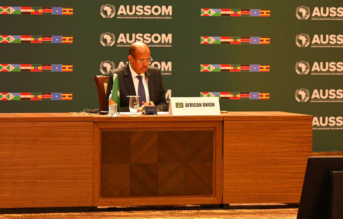Commander1Blitz's tweet photo. The Plenary Session of Heads of State and Government during the Extraordinary Summit of Troop Contributing Countries (TCCs) to AUSSOM and Somalia is underway at Speke Resort Munyonyo, Kampala.

Leaders are deliberating on the future mandate, financing and transition roadmap for the AU Support and Stabilization Mission in Somalia.

#AUSSOM