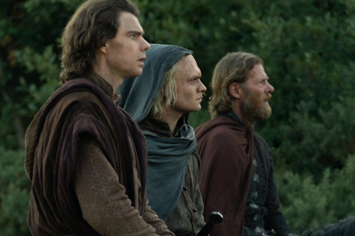 westerosies's tweet photo. New look at Lord Larys Strong, King Aegon II Targaryen, and Lord Tyland Lannister in the penultimate episode of #HouseOfTheDragon Season 3. https://t.co/neynhwS0SF