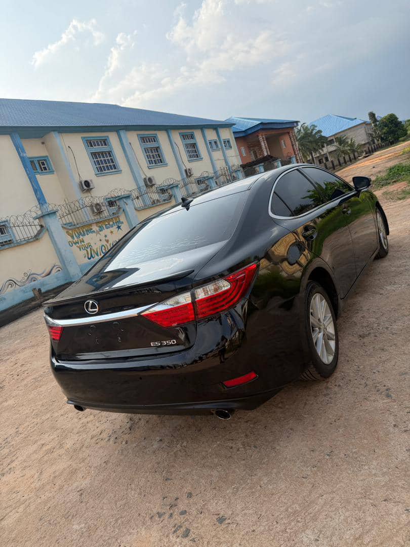 Lean_Autos's tweet photo. FEW MONTHS USED
2015 ES350

Engine untempered
Gearbox transmission 💯
AC 💯
Superb Suspension 

🏷️ N15 Million
📍 Awka, Anambra

☎️  https://t.co/tJnLCTXYsu https://t.co/HwhvToWZOU