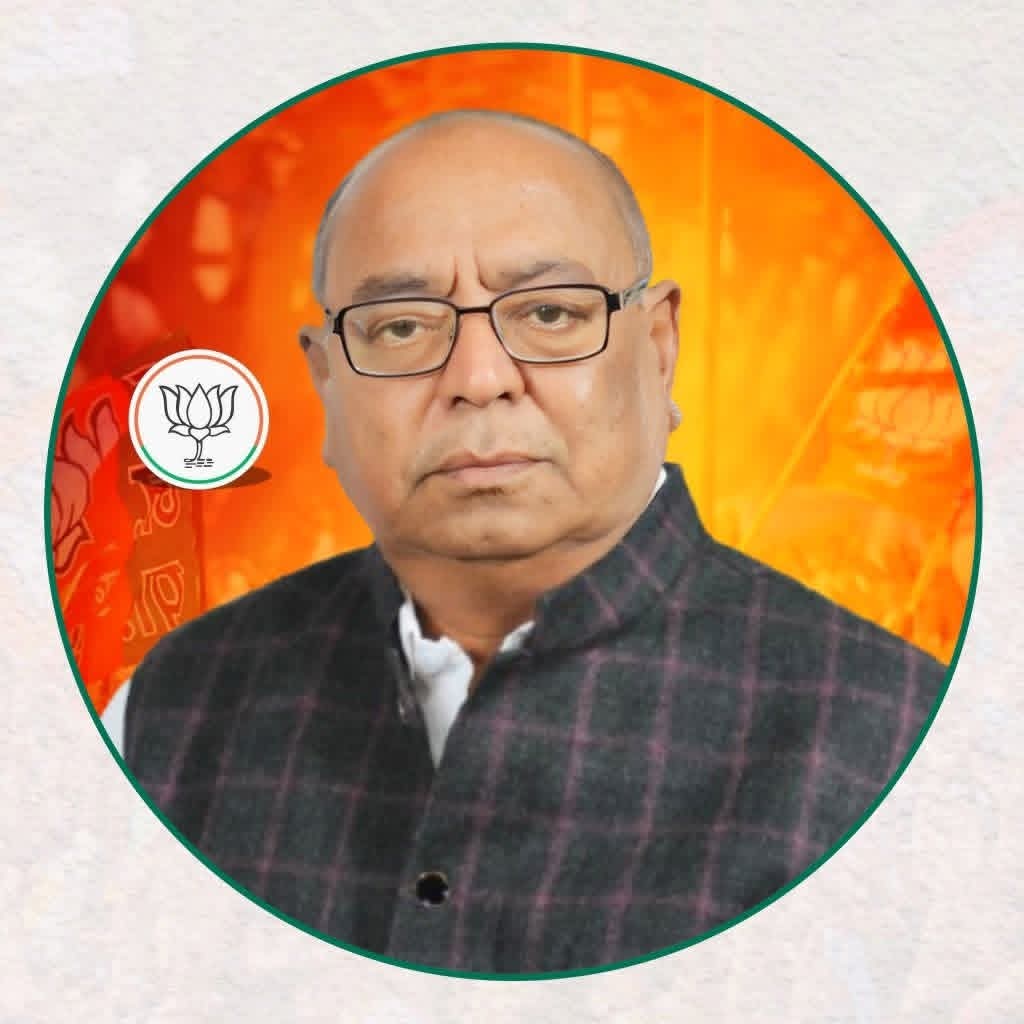 News1IndiaTweet's tweet photo. #महोबा 

⏩बीज घोटाले पर BJP विधायक ने उठाए सवाल
⏩कृषि मंत्री को जांच के लिए लिखा पत्र
⏩किसानों से अवैध वसूली का आरोप
⏩बीज के नाम पर लिए गए अंगूठे के निशान
⏩मुफ्त बीज योजना में गड़बड़ी का आरोप
⏩सदर विधायक राकेश गोस्वामी ने कार्रवाई की मांग 
@rakeshgoswami_ @spshahibjp #mahoba