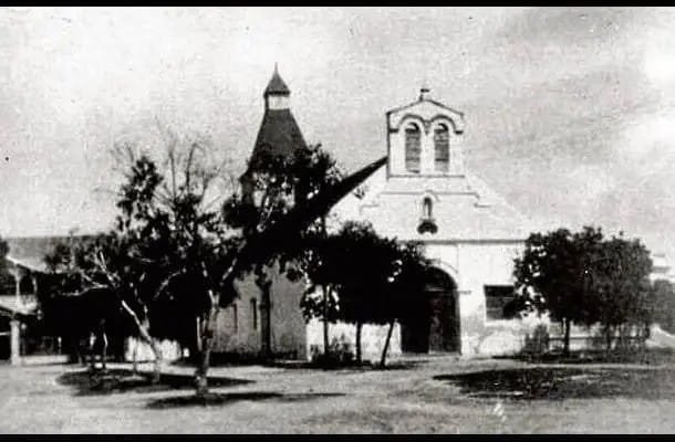CecilBotero's tweet photo. FOTOS: Unas cuantas fotos antiguas de nuestra #Cartagena Avenida del Lago, Calle Real, La Ermita, #PiedelaPopa . https://t.co/aesPF7iJPd