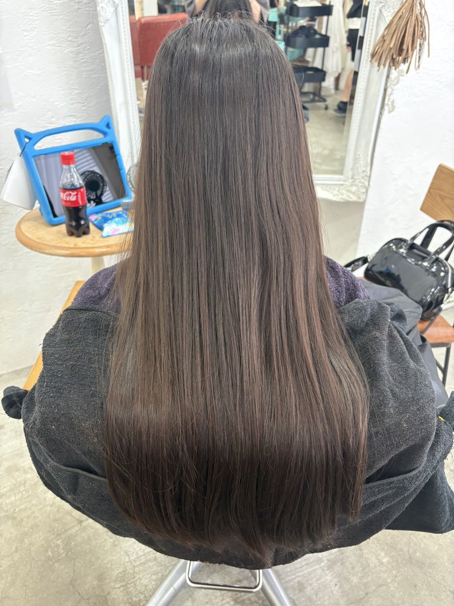 kaeg_ram's tweet photo. after🩵🫧
生まれてはじめてカラーしたよ！
4枚目before✂️
学校が染めるの禁止だから夏の遠征が終わったらちゃんと戻すよꕀ️

#天神娘 #小島かえで #こじかえ https://t.co/LyXy2RmUXk