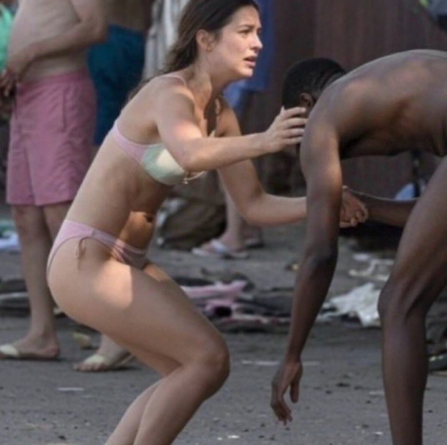 TWmerda's tweet photo. Rank the most retarded woman https://t.co/etXvUQq3PS