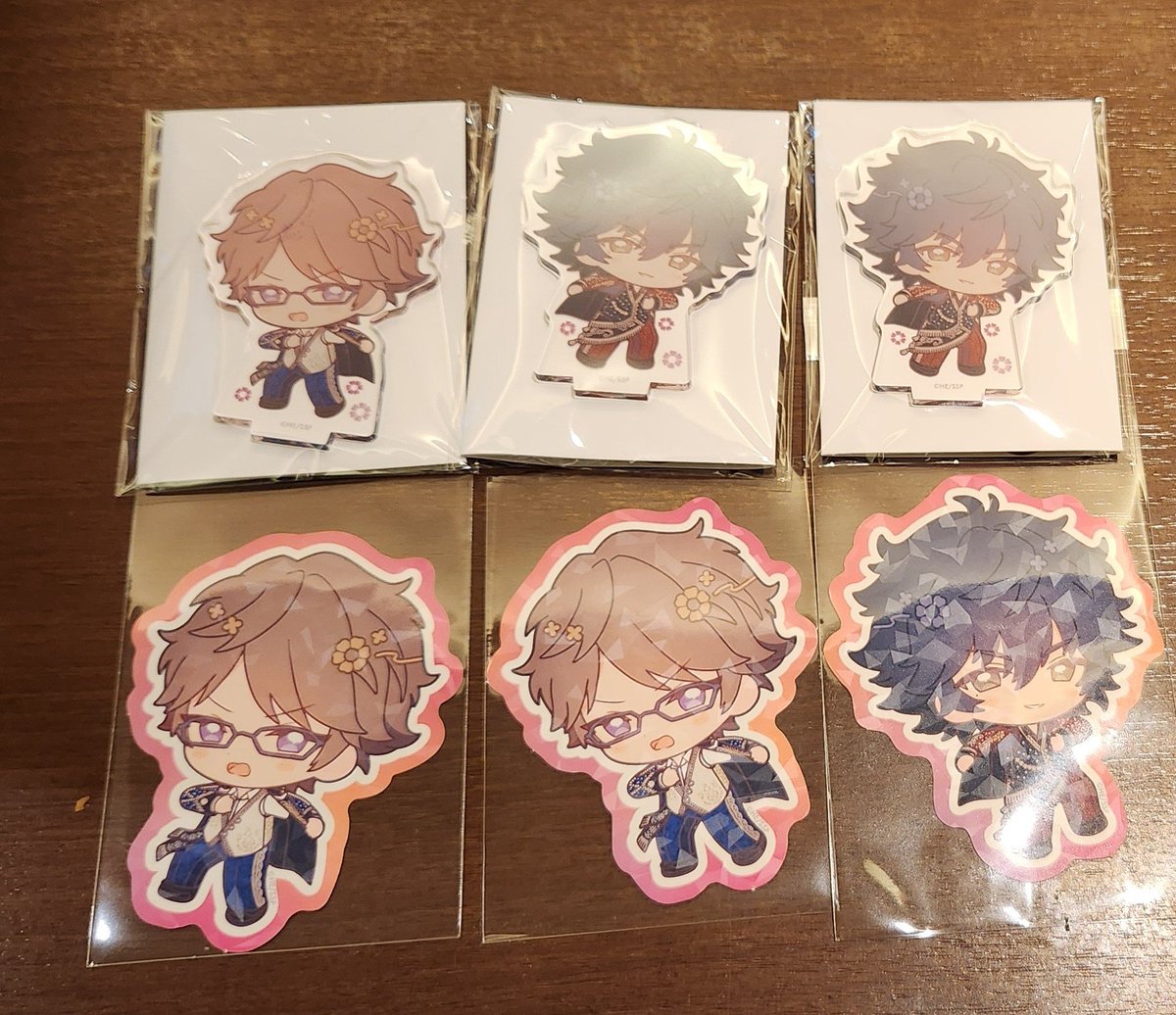koukan00hq's tweet photo. 【譲渡】あんスタ アニカフェ アクスタ ステッカー

【譲】陣、章臣

【求】定価+送料

出先のためIDなし

画像2枚目参照願います

検索からもよろしくお願いいたします。 https://t.co/bK7OIY79sB