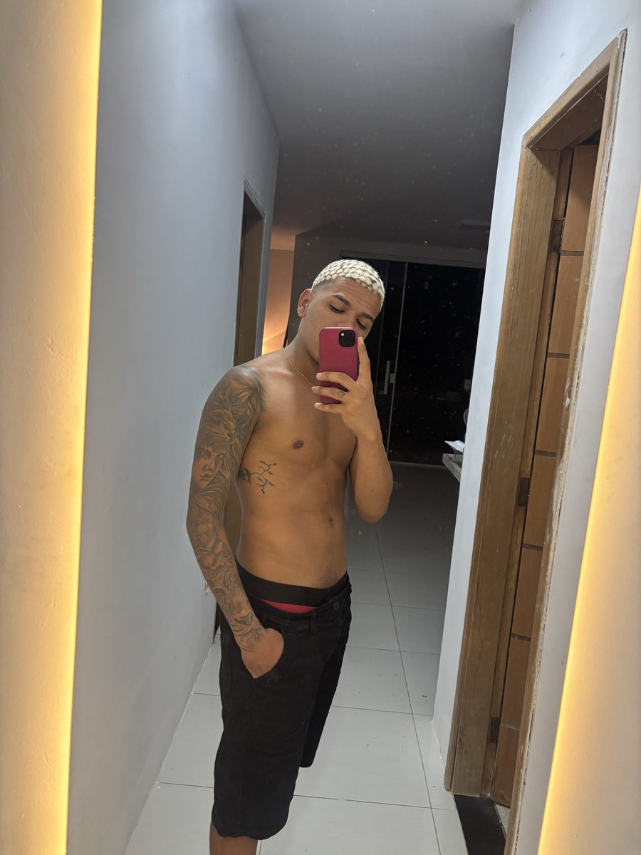 Maylon155's tweet photo. Bom dia 🫠 https://t.co/2aCgjhBLUy