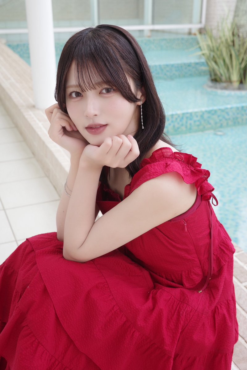 esumi_renon's tweet photo. ≒JOY  5thシングル c/w楽曲
『 夏はジュエリー 』 
MVが公開されました🎐🫧

https://t.co/VpCMi937He

珠里依センター💍💎
ラストの歌詞の笑顔キラキラで最高！

夏にピッタリの爽やかな楽曲！
たくさん見て聴いてね！
#夏はジュエリー
#ニアジョイ https://t.co/6cxAjTo9iY