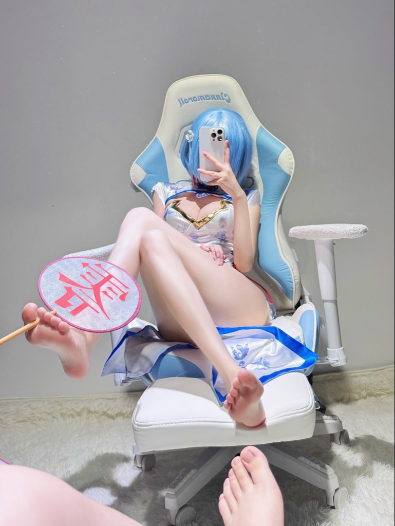 Ovoto4a's tweet photo. 这期绫波丽有人看吗😡（同人旗袍 https://t.co/Y7KOa641fL