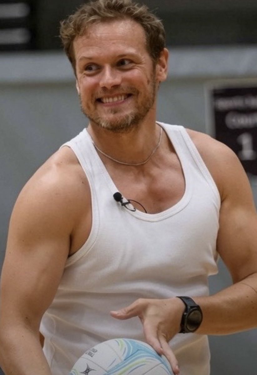 Pam1904_'s tweet photo. Because a little bit of Sam ❤️just makes the day a bit nicer. 🥰❤️🤩
@SamHeughan https://t.co/DjyyPs8zXr