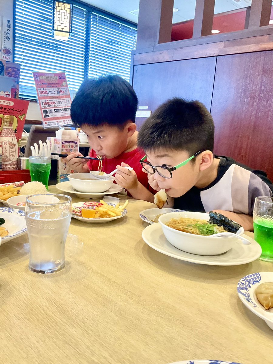 friends030401's tweet photo. 本日は大好きなバーミヤンで楽しくランチでした♪
みんなとっても喜んでいました！また行きたい！
#バーミヤン夏の思い出 https://t.co/FjYH9QtaDu