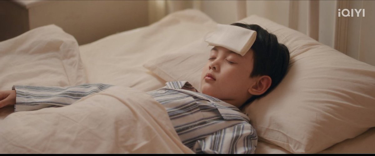 softfiiction's tweet photo. sekeluarga demen bgt masuk rs 😭😭 https://t.co/EpDXG2UezR