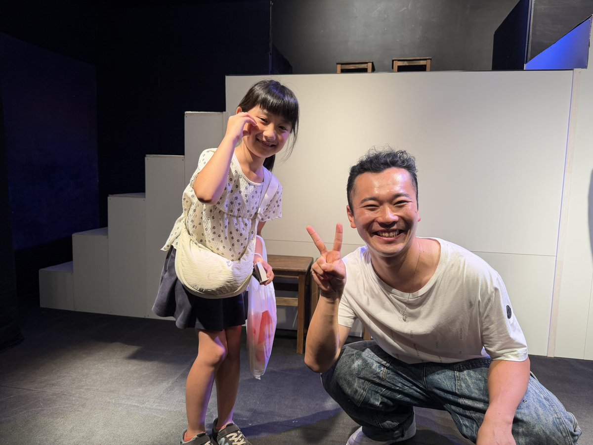 baseballguts8's tweet photo. 古巣劇団パレイドの舞台観に行ってきました！
久しぶりにみんなに会えてうれしかった！
いつまでも仲間だしずーっと応援してます！

感謝 https://t.co/dgyiePbvmW