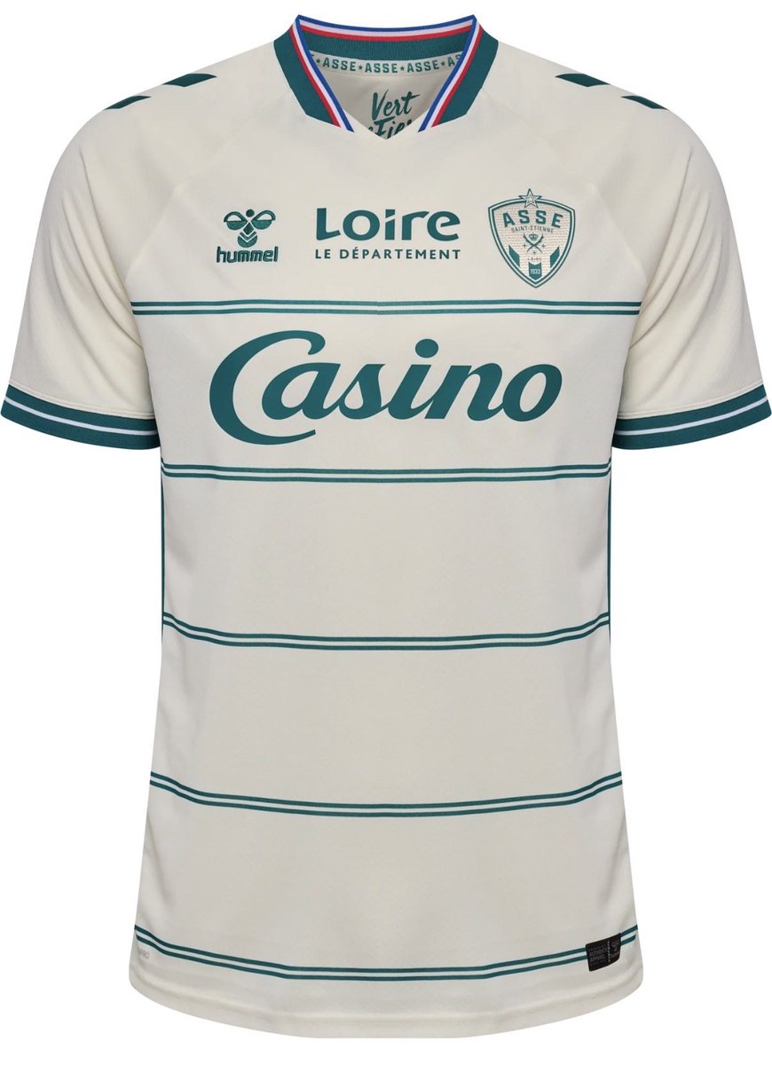 dyez_off1's tweet photo. Alors, plutôt team domicile (💚), ou plutôt team extérieur ? (🤍) https://t.co/0Yl5JBr82C