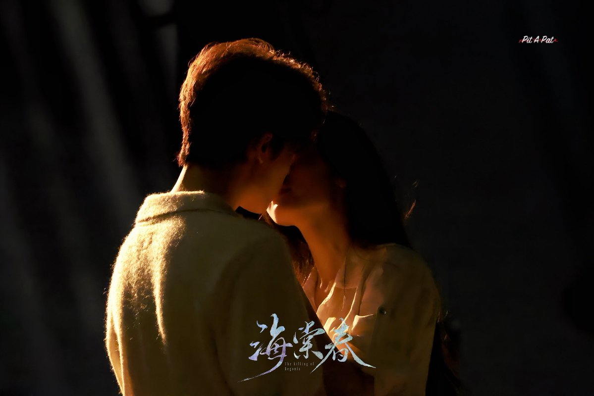 PitAPat1020's tweet photo. 260730 海棠春路透

光影作美 恋曲滚烫

@patrick_pppat

#TheKillingOfBegonia #แพทริค
#ZhengYan #海棠春
#แพทริค #Patrick
#尹浩宇 #Patrick尹浩宇 https://t.co/a6rNoH6Ydo