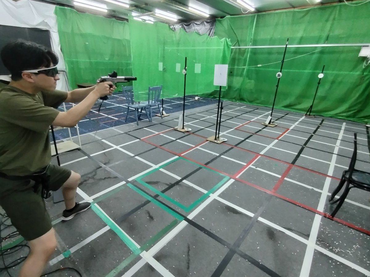 SR_AirArms's tweet photo. 会員様と夜の練習

#エアガン
#AirArms
#シューティング
#サバゲ https://t.co/SLDdbIqUgz