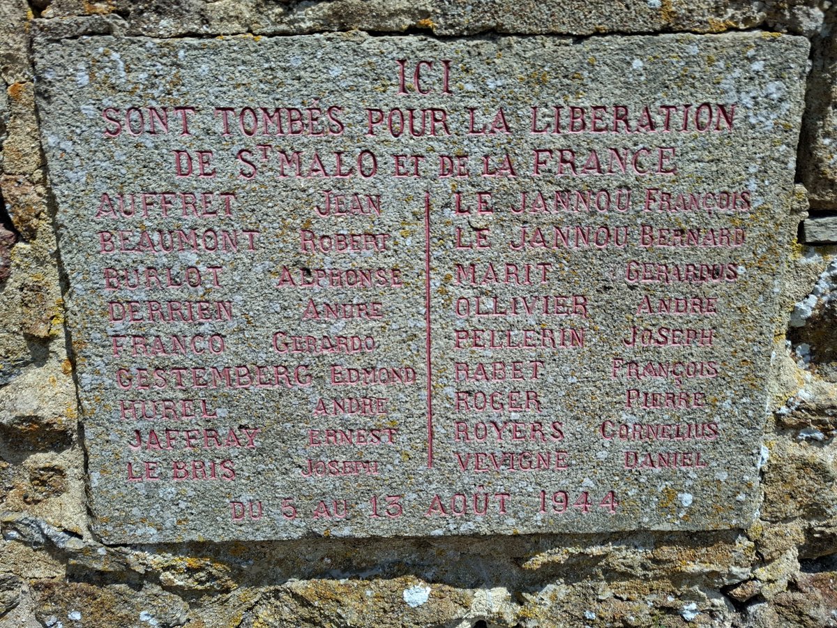 MDHDefense's tweet photo. Plaque commémorative présente au coeur du Fort National, au large de @SaintMaloVille . @MartineCONORD @helurli @PriolG @1J1Poilu @GustaveFortier @guepier92 @2eguerremondial @2eGuerre @WW2HQ https://t.co/iNk6C1jZyL