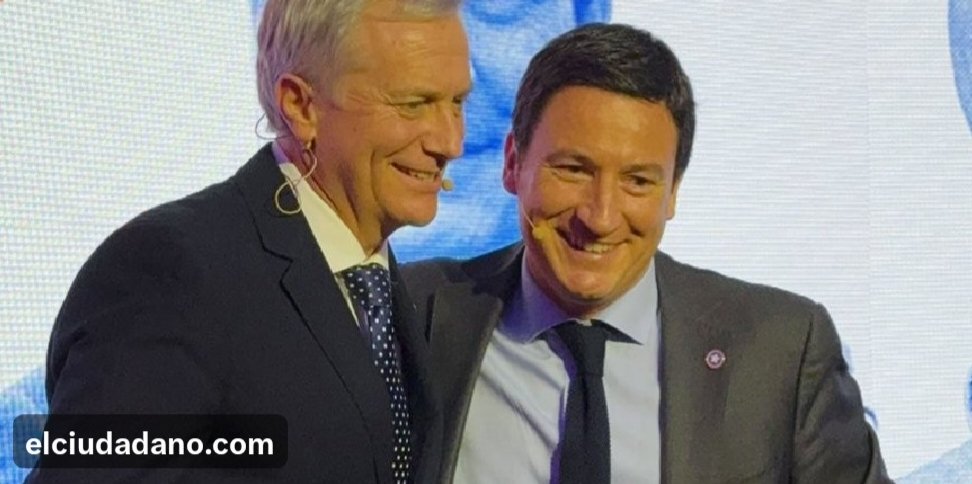 PiensaPrensa's tweet photo. José Kast pidió la renuncia al Superintendente de Educación Superior, quien preparaba sanción a la U. San Sebastián por pagos irregulares a políticos de derecha, entre ellos el presidente del partido Republicano Arturo Aquella. 
Vía: @El_Ciudadano 

https://t.co/F6d5LUnwFl https://t.co/sYYPlOShyG