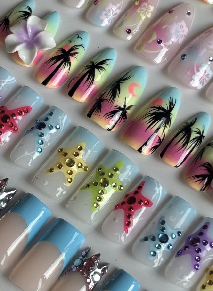 mungnyangg's tweet photo. did someone say nails 💅 https://t.co/dklCK7k3zH