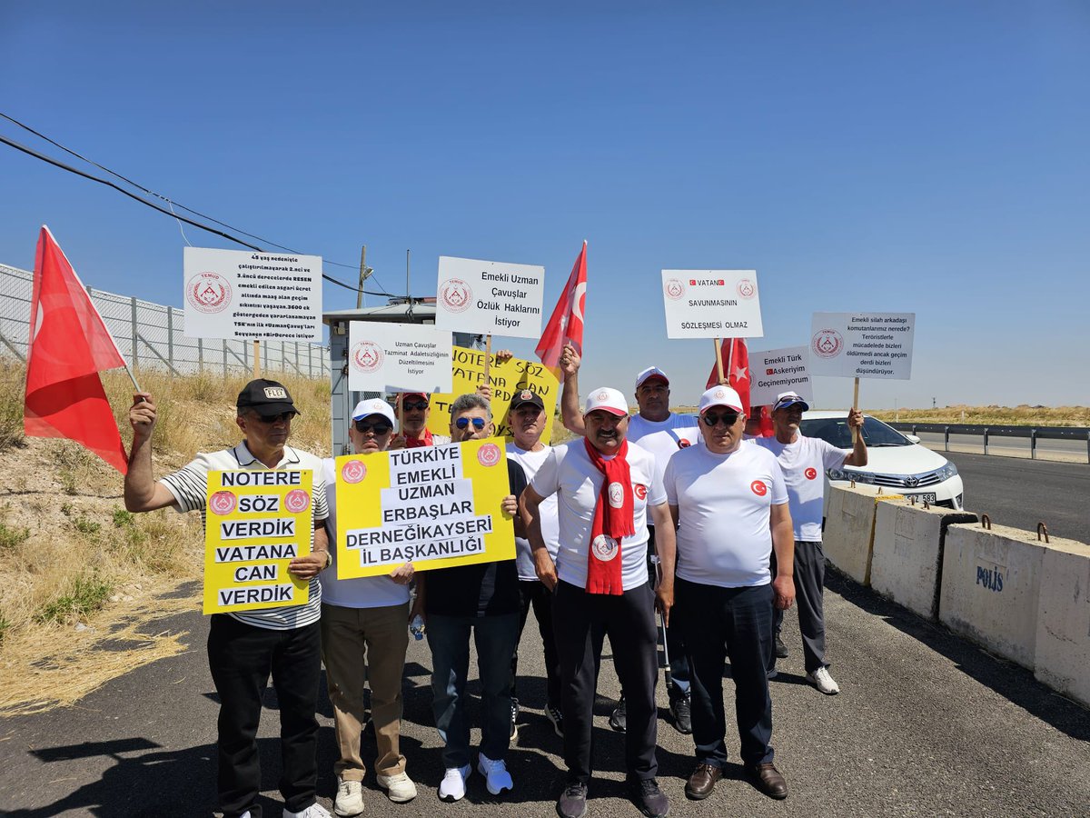 alitilkici38's tweet photo. Yürüyüşümüzün 8nci Günü
Kırşehir 120nci Km.
Temud Kayseri il Bşk lığımız
Temud Ankara İl Bşk .lığımız bugün bizimle beraber
#UzmanÇavuş
#KahramanlaraHakYürüyüşü
@TEMUD_2024 https://t.co/TIue6rX2S1