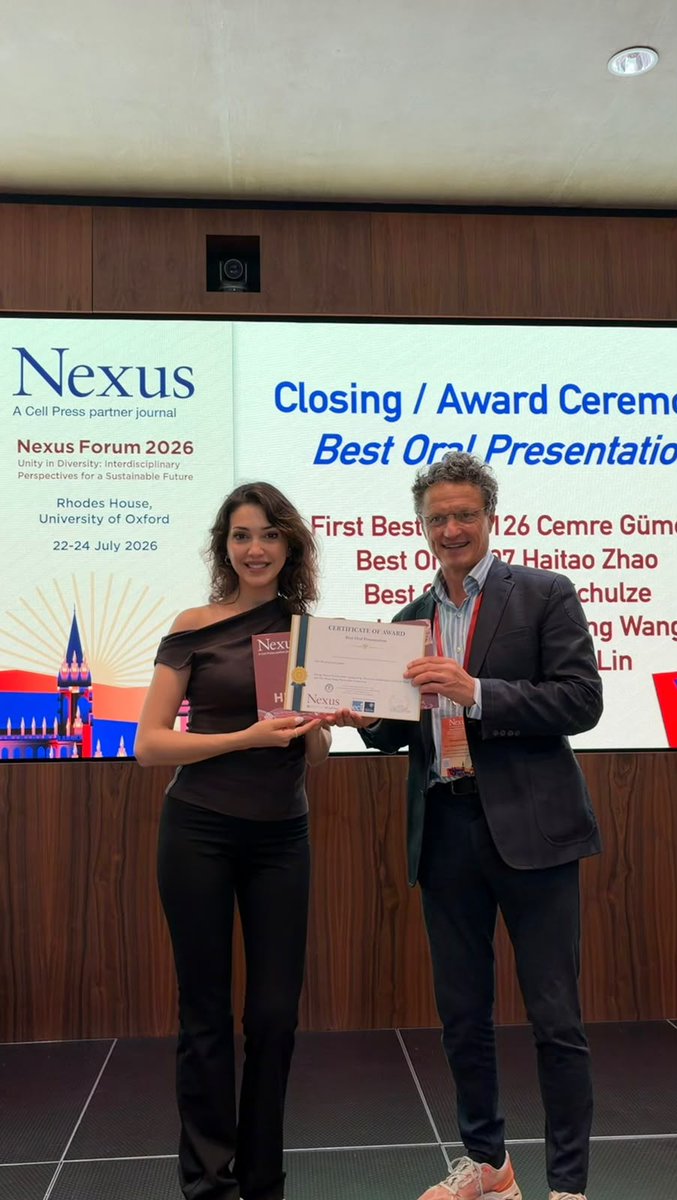 birsenaltuntas1's tweet photo. Cemre Gümeli’ye Oxford Üniversitesi’nden ödül

♦️Cemre Gümeli, Oxford Üniversitesi’nde düzenlenen Nexus Forum’da, The Antic Company ve Münih Teknik Üniversitesi’nin ortak projesini temsilen katıldığı organizasyonda “En İyi Sunum” ödülüne layık görüldü. ♦️Gümeli, Münih Teknik Üniversitesi için mühendislik alanında ders içeriği olarak hazırladığı “Performans ve Bedenlenmiş Bilinç” projesinde performans sanatları uzmanı olarak yer aldı.👇
https://t.co/M90wWmmaQX