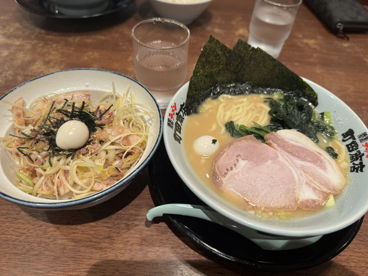 bo_sub_4869's tweet photo. 週末ラーメン🍜 https://t.co/XgvY7UVIGn