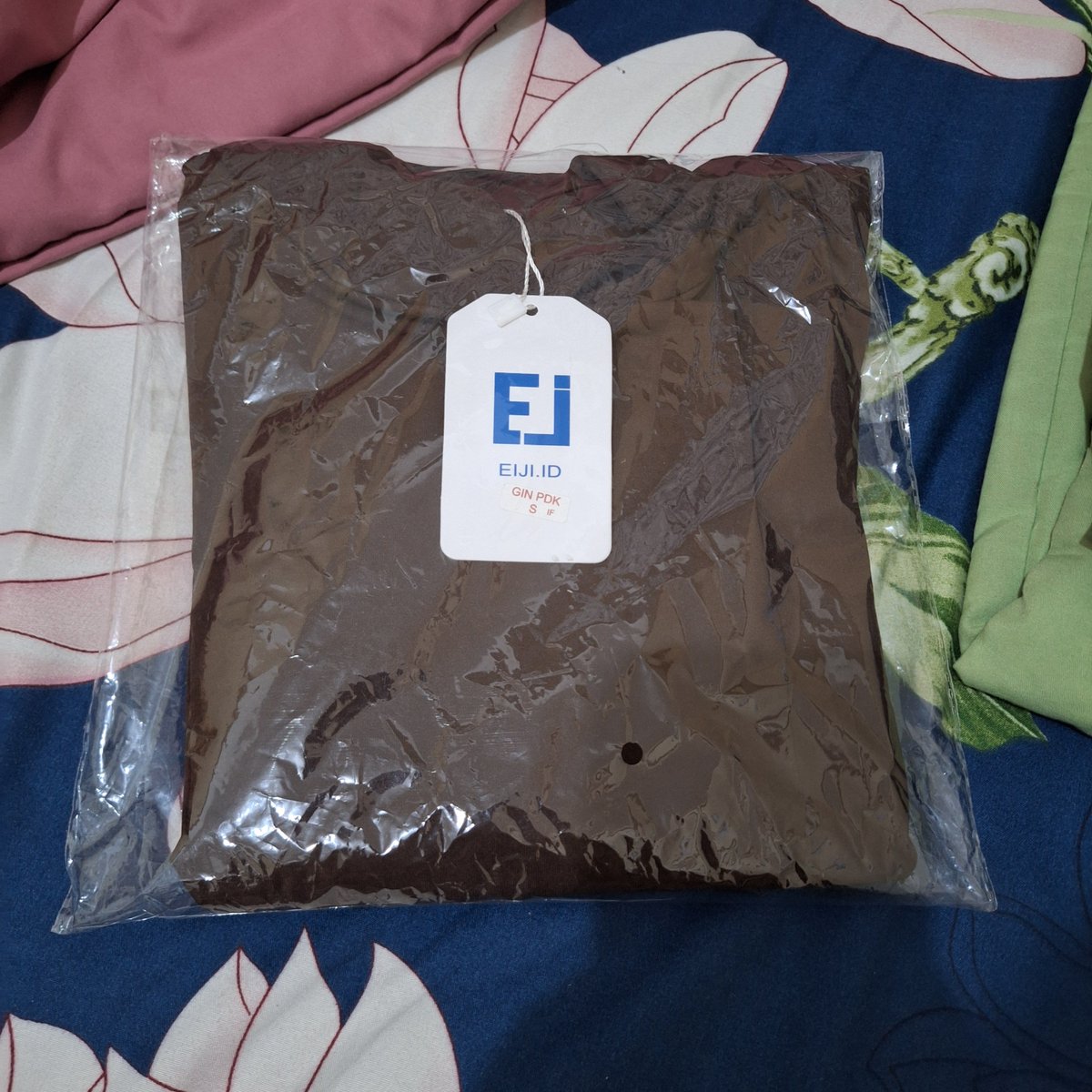 prelovedpurple2's tweet photo. Baju warna coklat size S
ld 80-94cm [melar] pj 51cm
NEW https://t.co/7NKCmBHGQJ https://t.co/DQSAwKLd8y