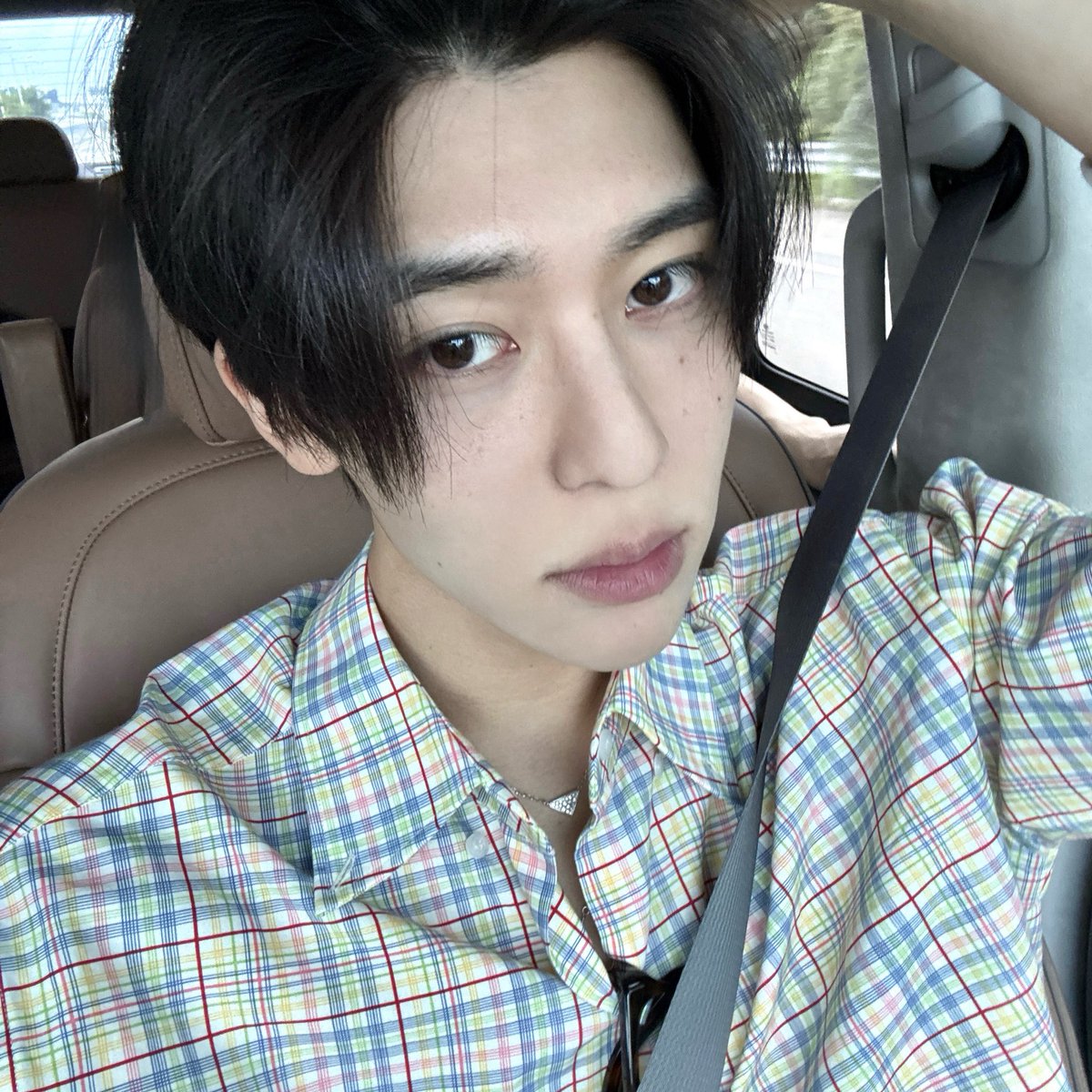511LOG's tweet photo. 260731 20:52 KST 
🌷📸 https://t.co/ILmeVk3Aq4