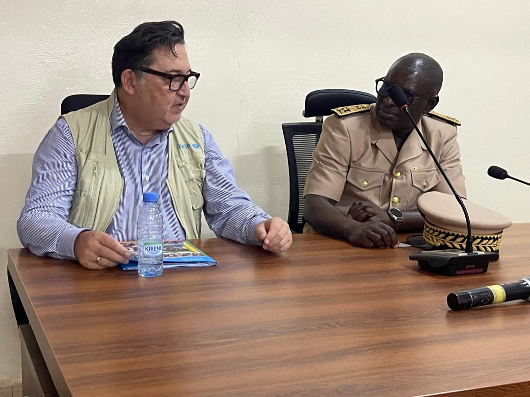 unicefsenegal's tweet photo. Après Louga et Diourbel @unicefsenegal se réjouit de procéder à la remise provisoire du dépôt de vaccins de Tambacounda. Une infrastructure stratégique pour la sécurité vaccinale de la région. Objectif: atteindre l’enfant du dernier km. 
Merci à tous les acteurs pour l’engagement https://t.co/aJczqgtuNG