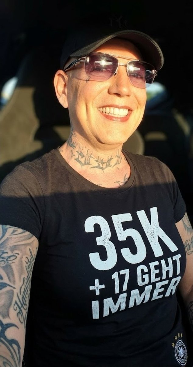 TickFaceC's tweet photo. @comicschau Haben wir wieder alles vergessen oder? https://t.co/vvPHJuTHep