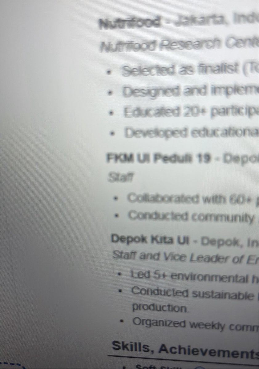 abonkebasahan's tweet photo. sedih ya udah di titik filtering &amp; deleting kepanitiaan &amp; organisasi yg udh kurang relevan di cv, nemenin dari awal di ui daftar ini itu sampe skrg lulus, semoga soon cv ini yg bisa nganterin gw ke salah satu fmcg multinational company tsb https://t.co/myvHETiq1S