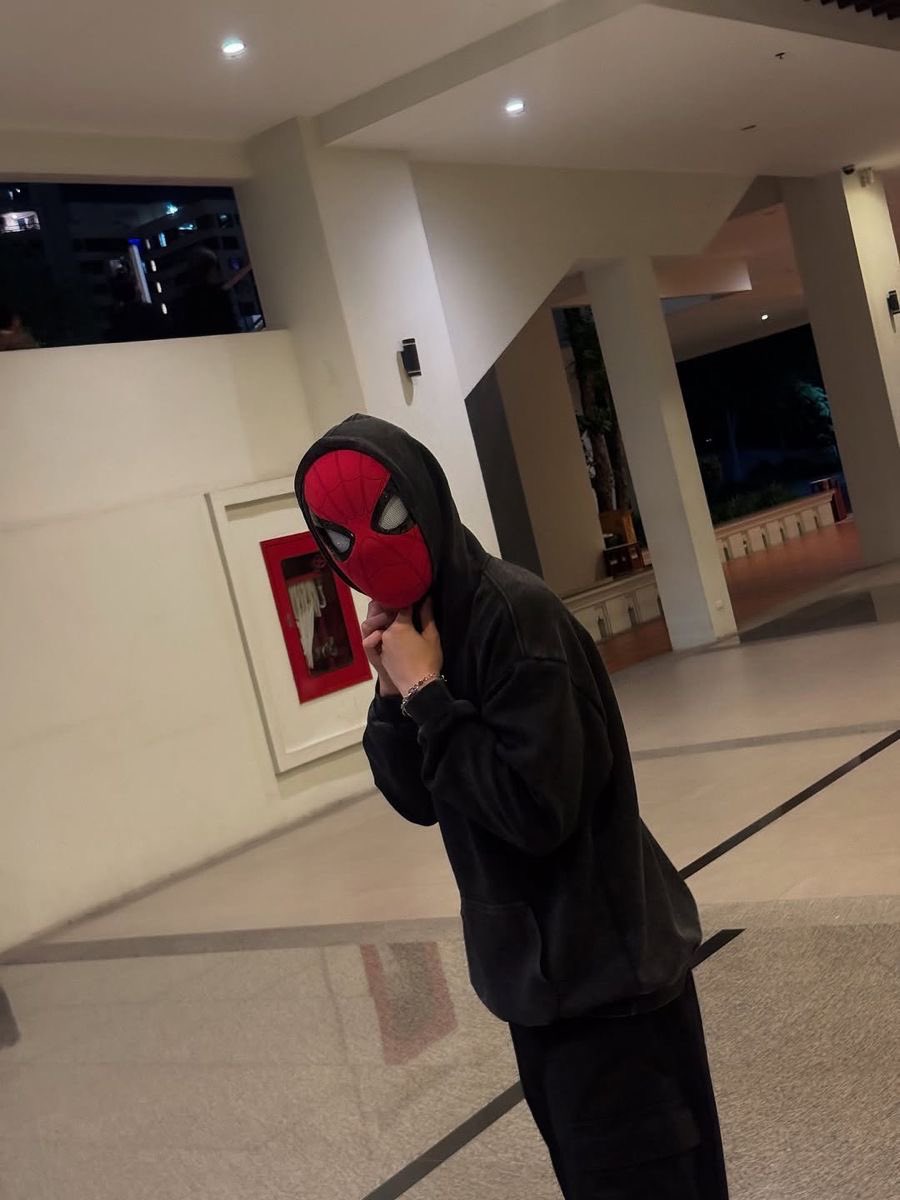 snowbluebu's tweet photo. ปอนด์กับสไปเดอร์แมน🕸️🕷️♥️ https://t.co/14esCoBaBG