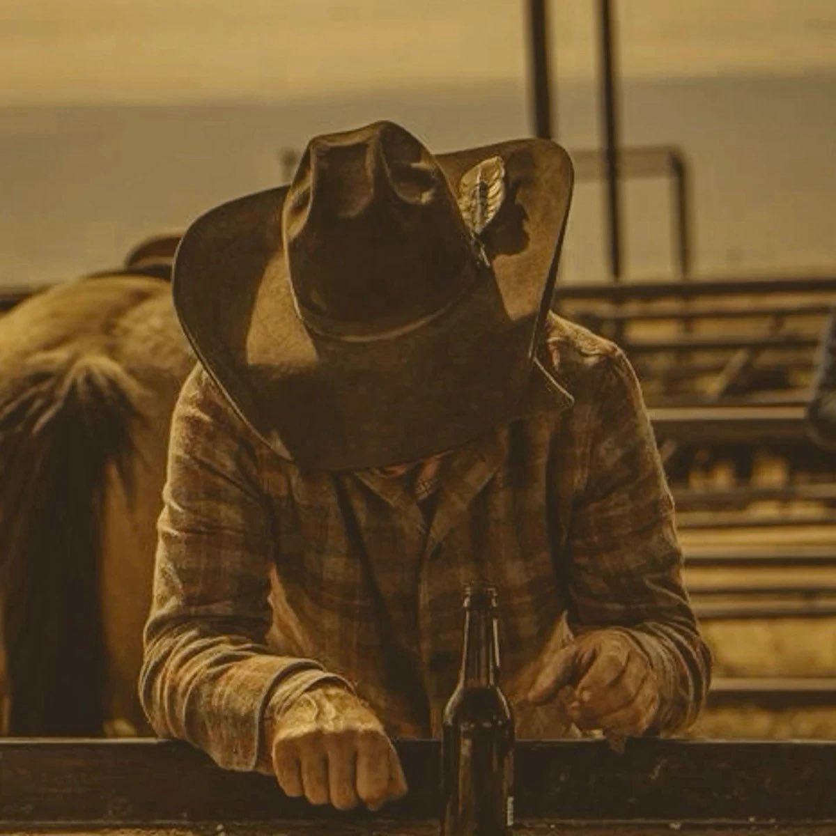 https_1104_'s tweet photo. I like looking at ordinary cowboy pictures every day to fuel my imagination of Alex😇🙏🏻 https://t.co/g9E3JMngTn