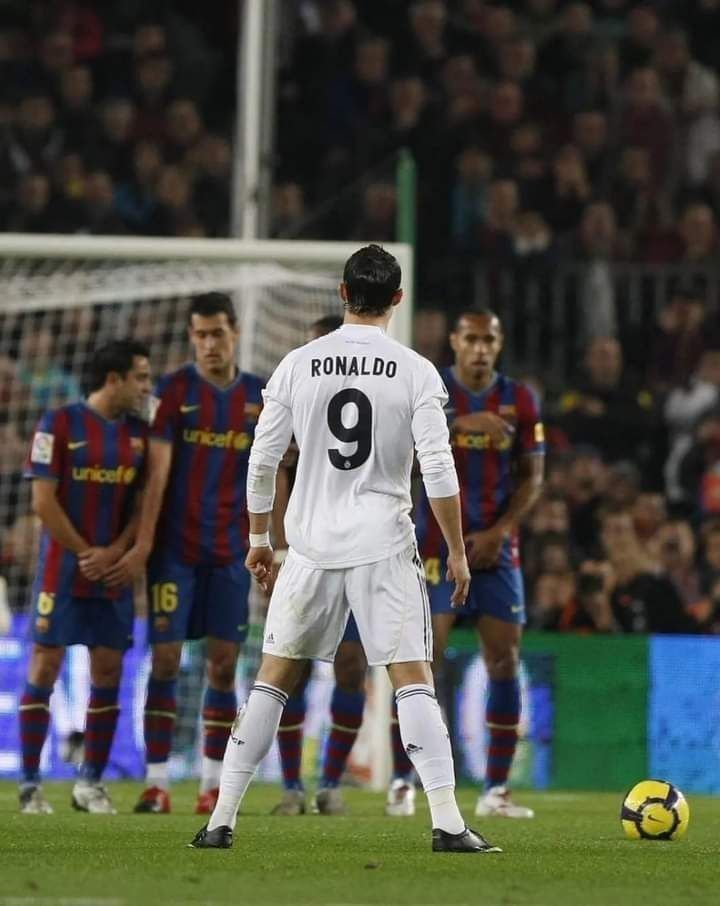 Cr7wall's tweet photo. Goat 🐐 https://t.co/TswzlyE8hI