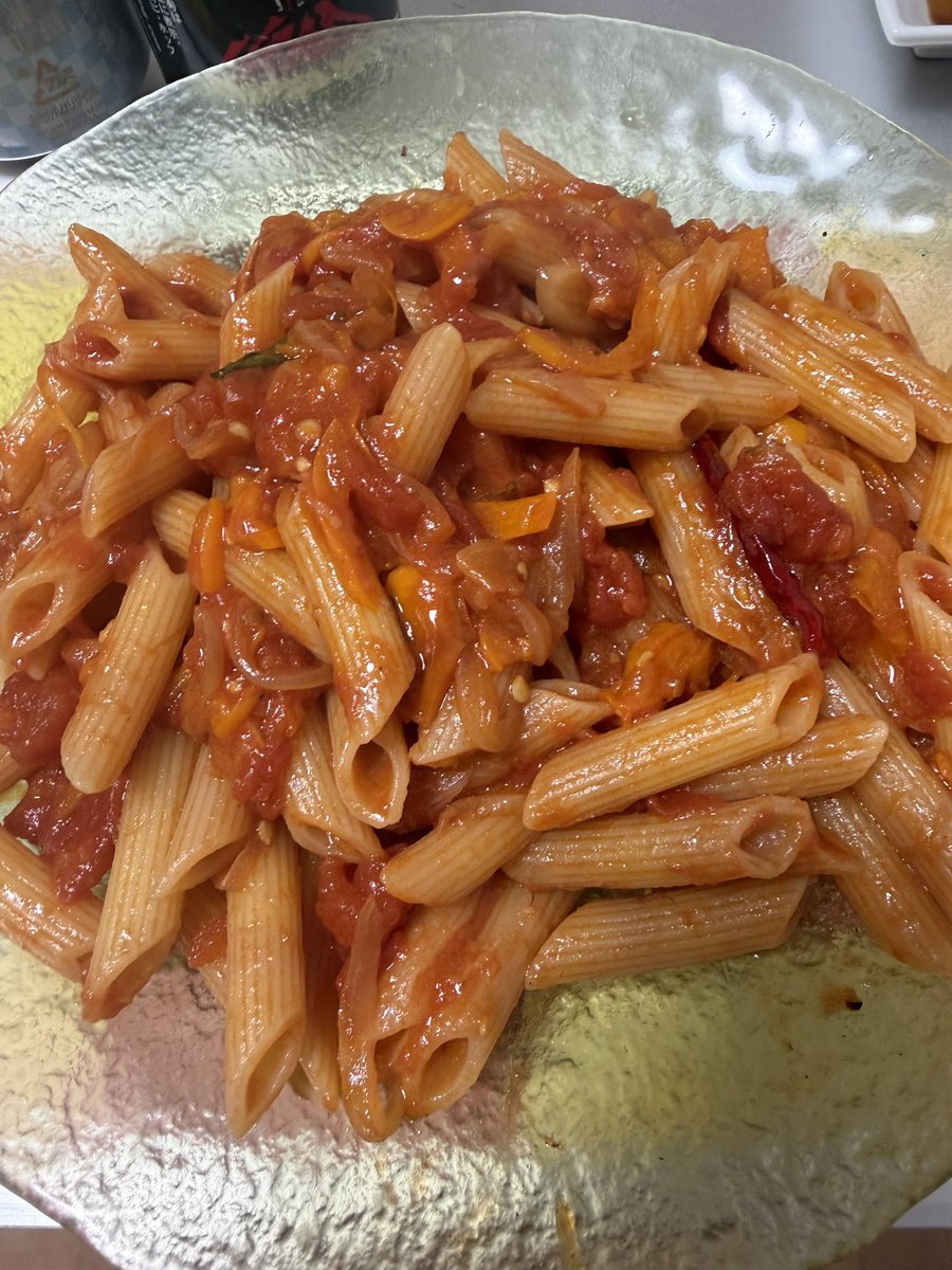 kabupants's tweet photo. パプリカは、パスタソースにするのが一番うまいのでは。ピーマンは、和に合うけど、パプリカは洋。

よく火を通して甘みを引き出し、パプリカ入のトマトソースのイメージで作るのが良き。

#パプリカ https://t.co/yuAjCouqwk