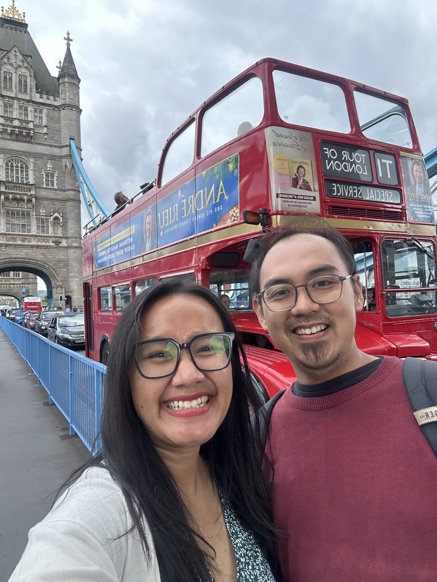 nabiylarisfa's tweet photo. Bentar tapi ini semua tidak akan terjadi tanpa suami yang SUPPORTIF!!! Mencari uang agar bisa bayar daycare yang super mahal + bolak-balik ke London tiap bisa cuti + stay di masa-masa krusial sebelum submit.

Love you 10000. https://t.co/WnLxfoO8tP