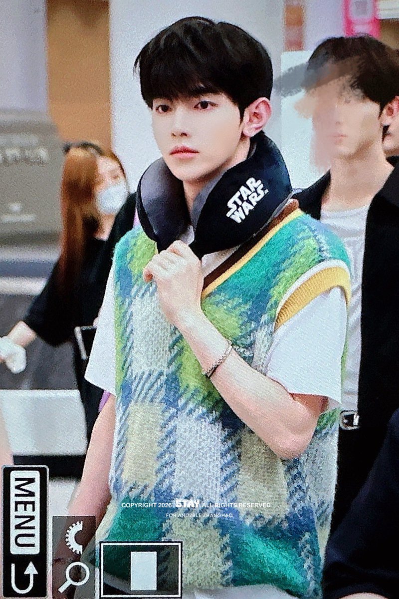 staywithzh's tweet photo. [PRE] 260731 🛬
 
#장하오 #ZHANGHAO 
#앤더블 #AND2BLE https://t.co/aOc3UlsOQN